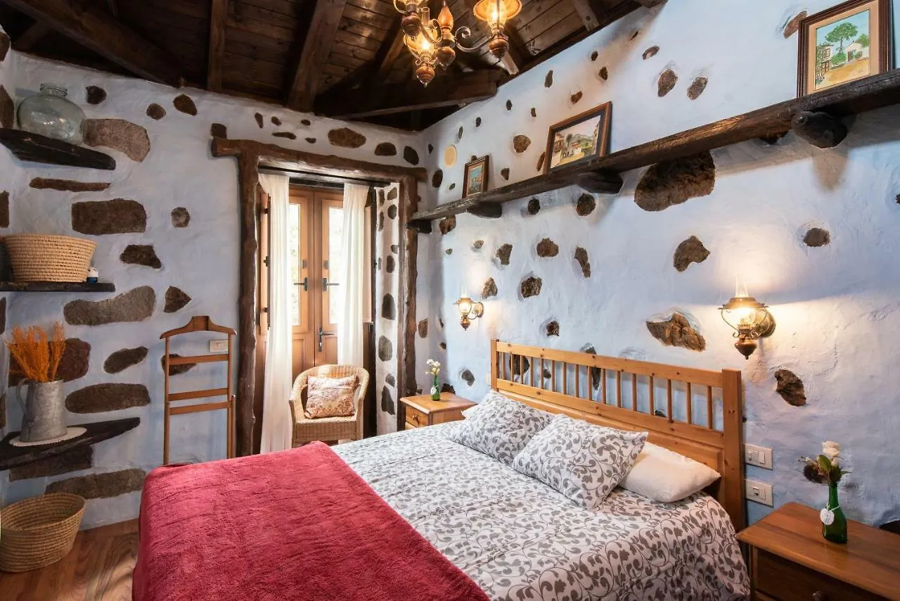 Casa El Herrero En Parque Rural Protegido Teno Holiday home